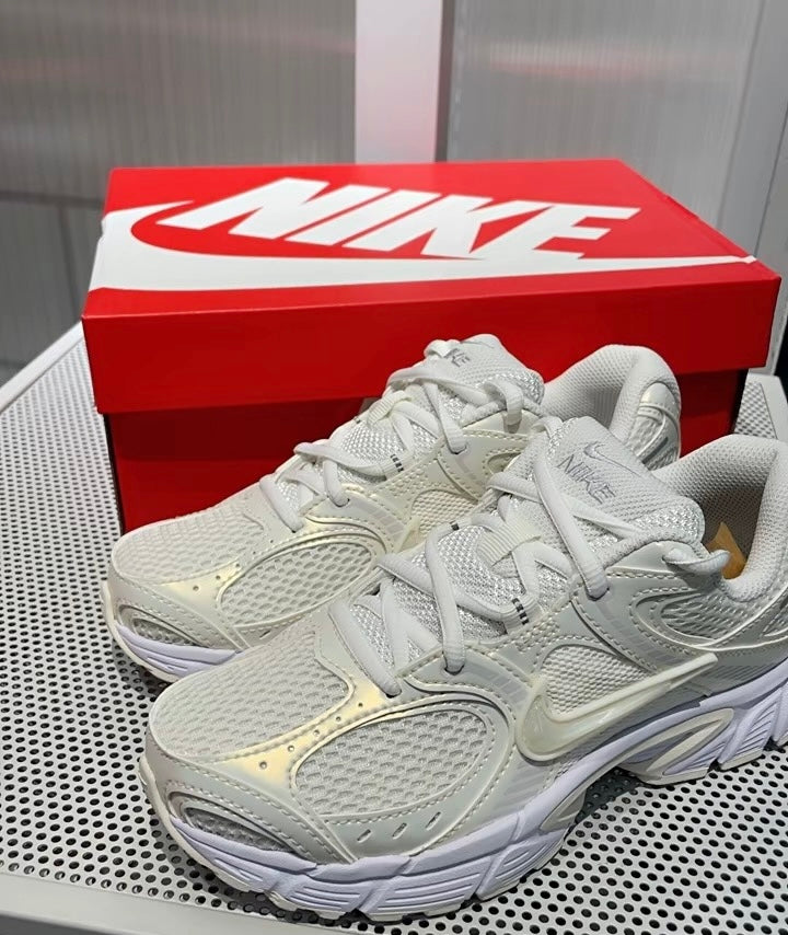 Nike V5 RNR 米白 (IH6355-047)