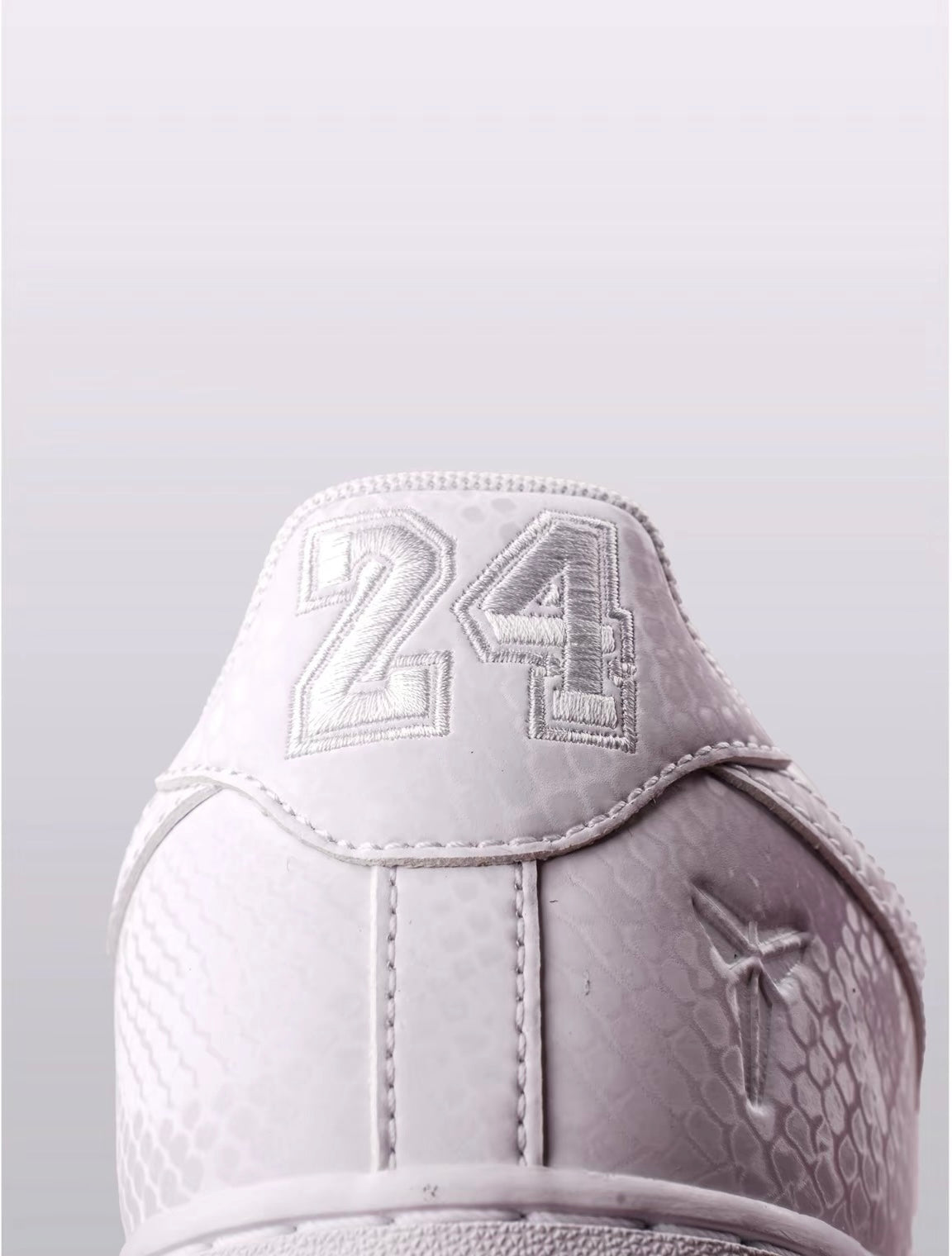 Nike Air Force Kobe Forever White (IB0018-100)