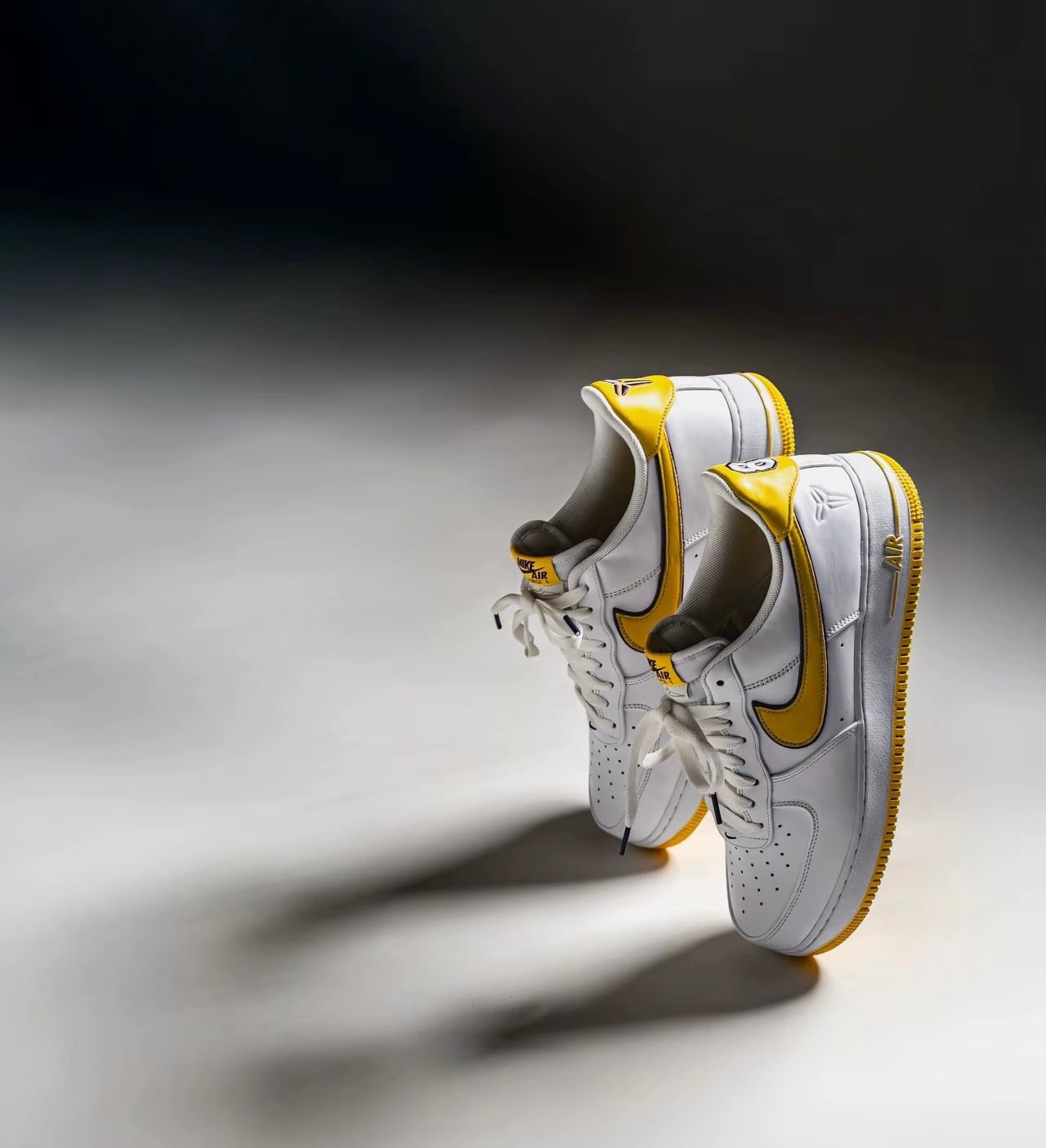 Kobe Bryant x Nike Air Force 1 Low Home 白黃主場 (FZ1151-100)