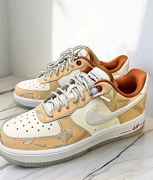 Nike Air Force CNY兔年 (FD4341-101)