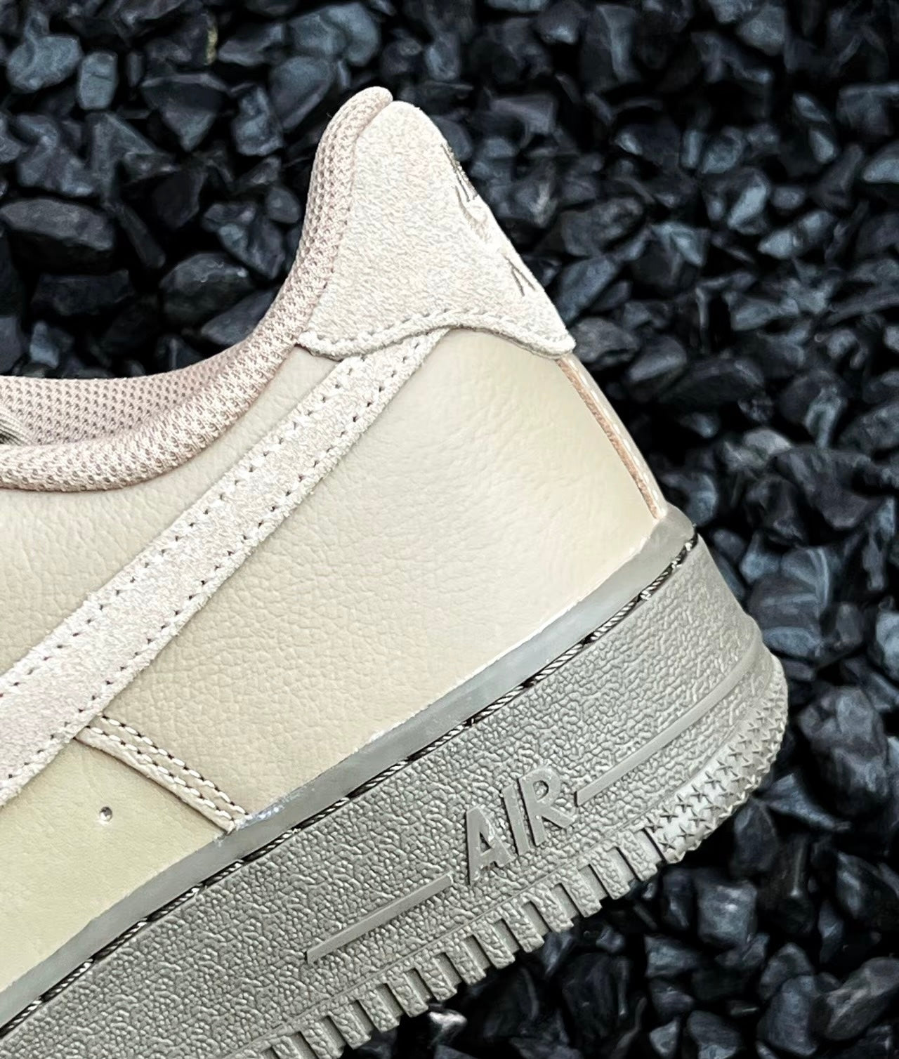 Nike Air Force 軍旅風 (HQ1176-222)