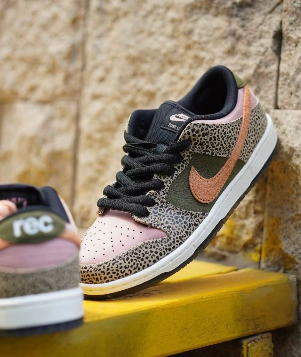Arts-Rec x Nike Dunk SB Low “For Recreational Use“ (IH3211-200)
