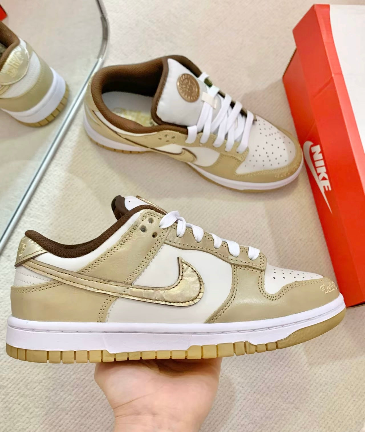 Nike Dunk Low LX 奶茶金箔 (HM3695-071)