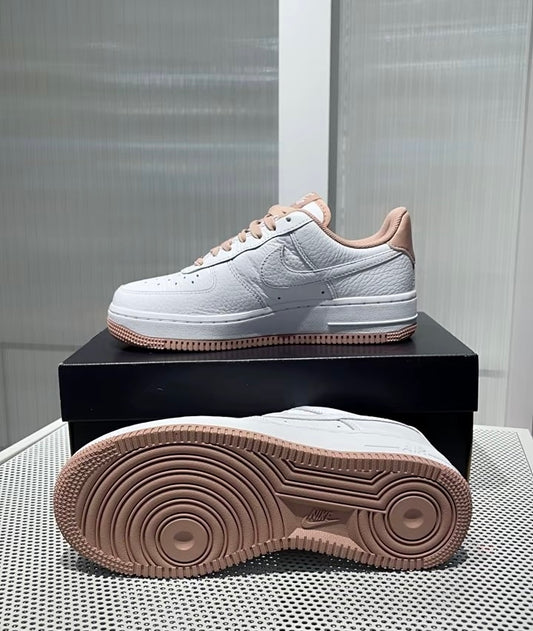 Nike Air Force 白粉 (IB6543-100)