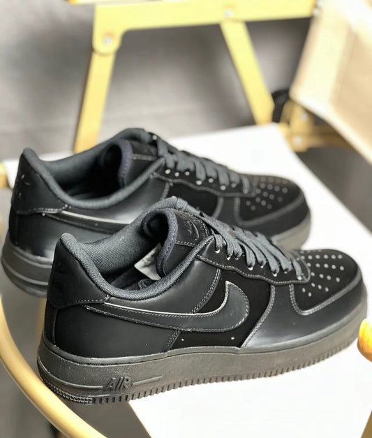 Nike Air Force Vanta Black 梵塔純黑 (HF9109-001)
