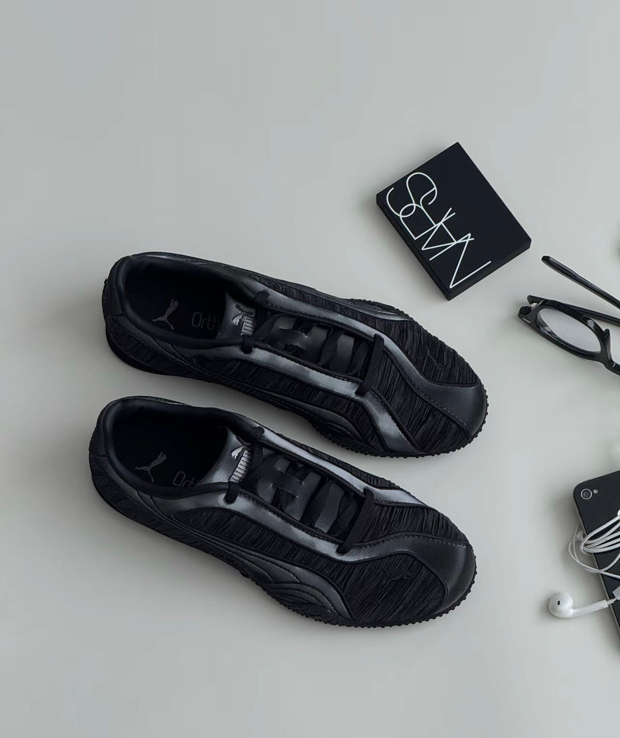 Puma Bella V2 Lustrous 黑色 (406092-02)