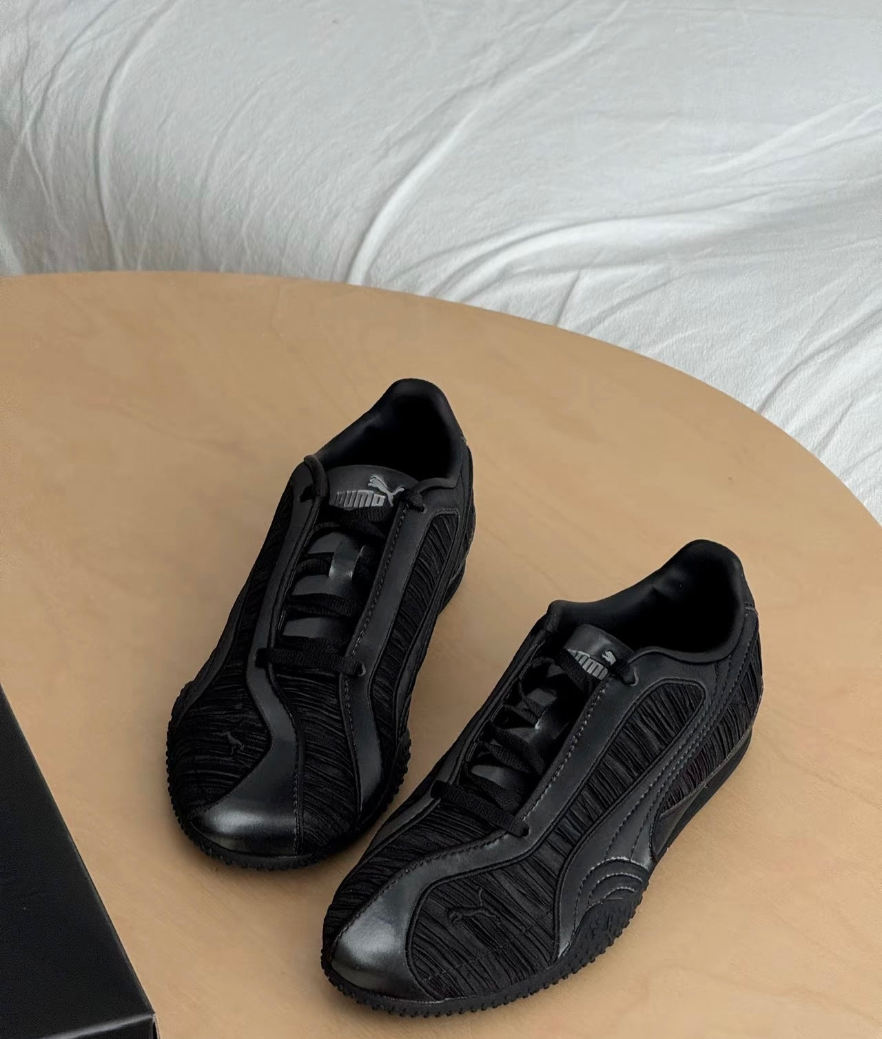 Puma Bella V2 Lustrous 黑色 (406092-02)