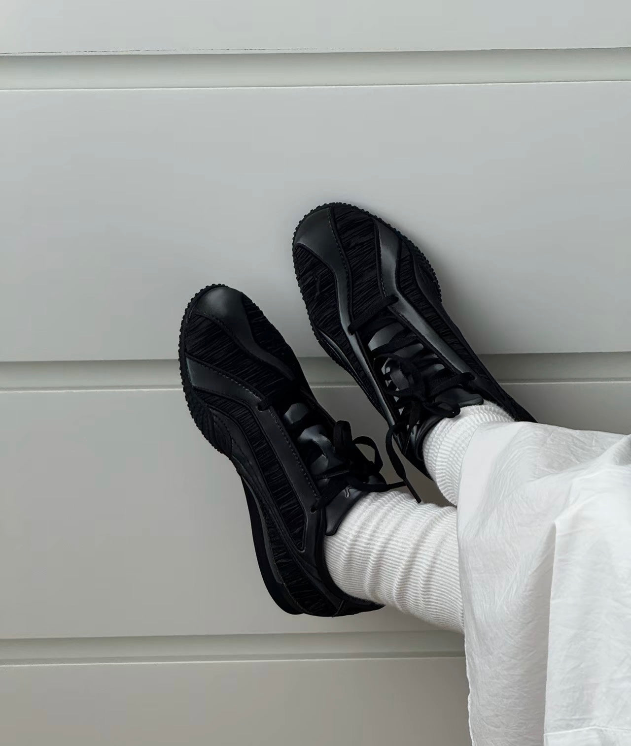 Puma Bella V2 Lustrous 黑色 (406092-02)