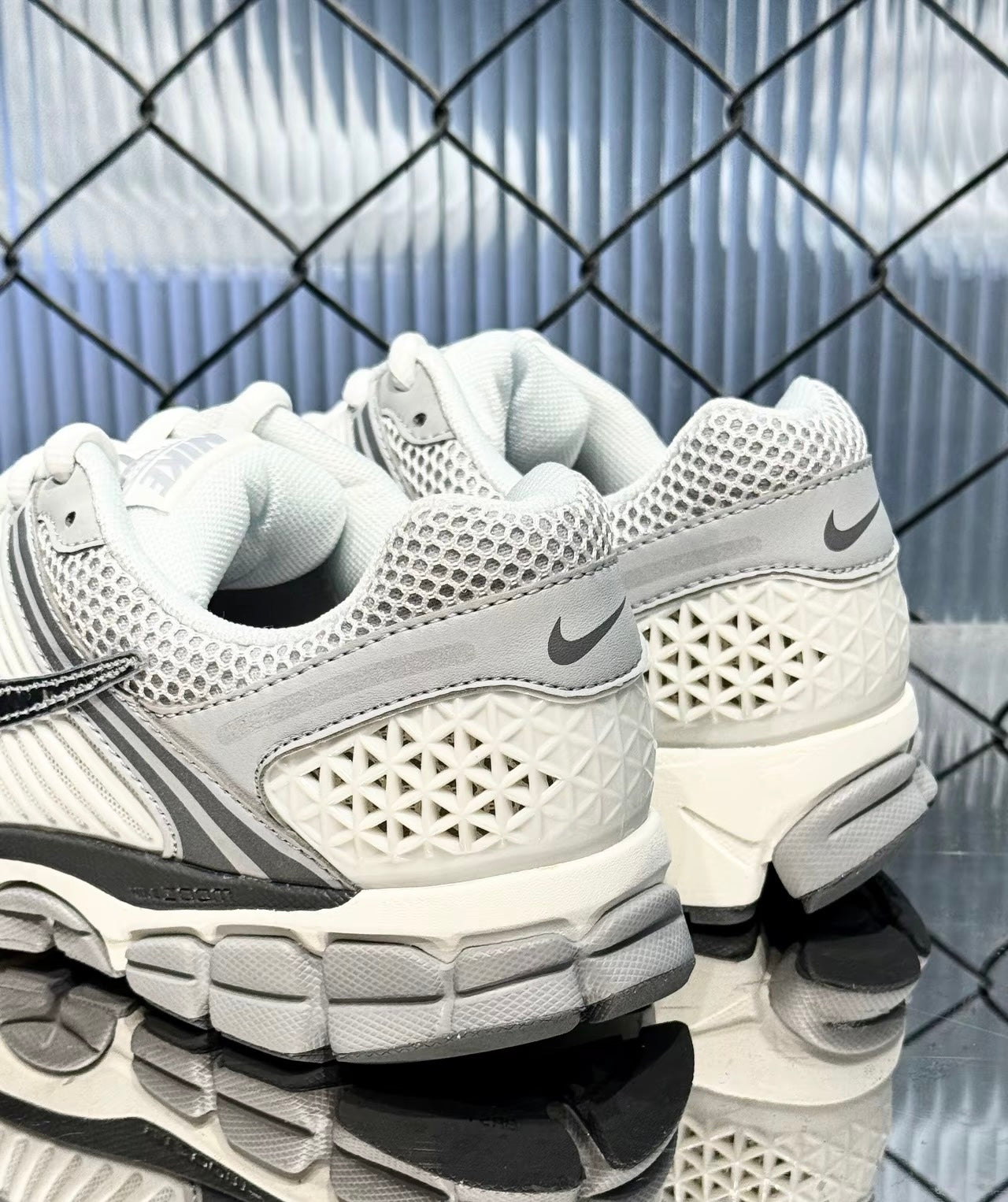 Nike Zoom Vomero 5 灰銀 (IM2219-121)