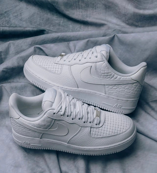 Nike Air Force Low 鱷魚白 (HF2893-100)