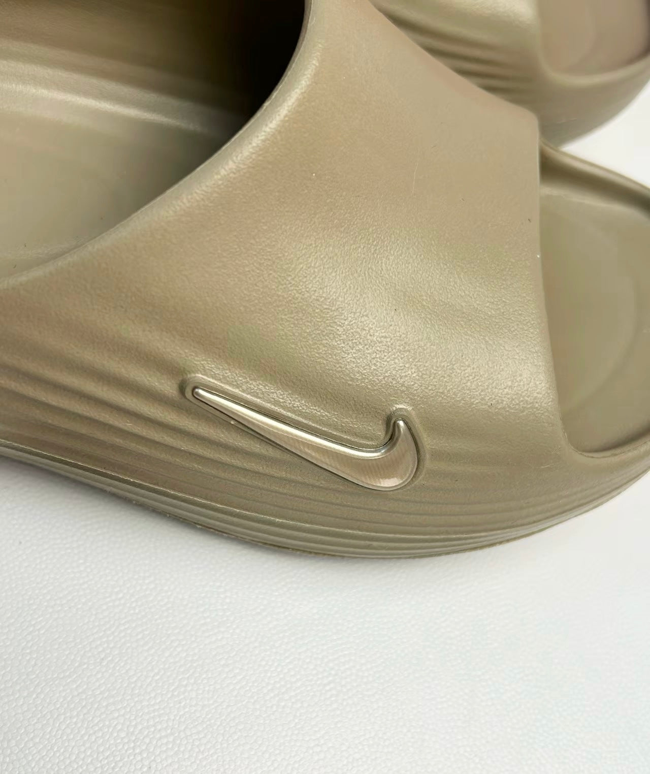 Nike ReactX Rejuven8 Slide 棕色 (HV4479-200)