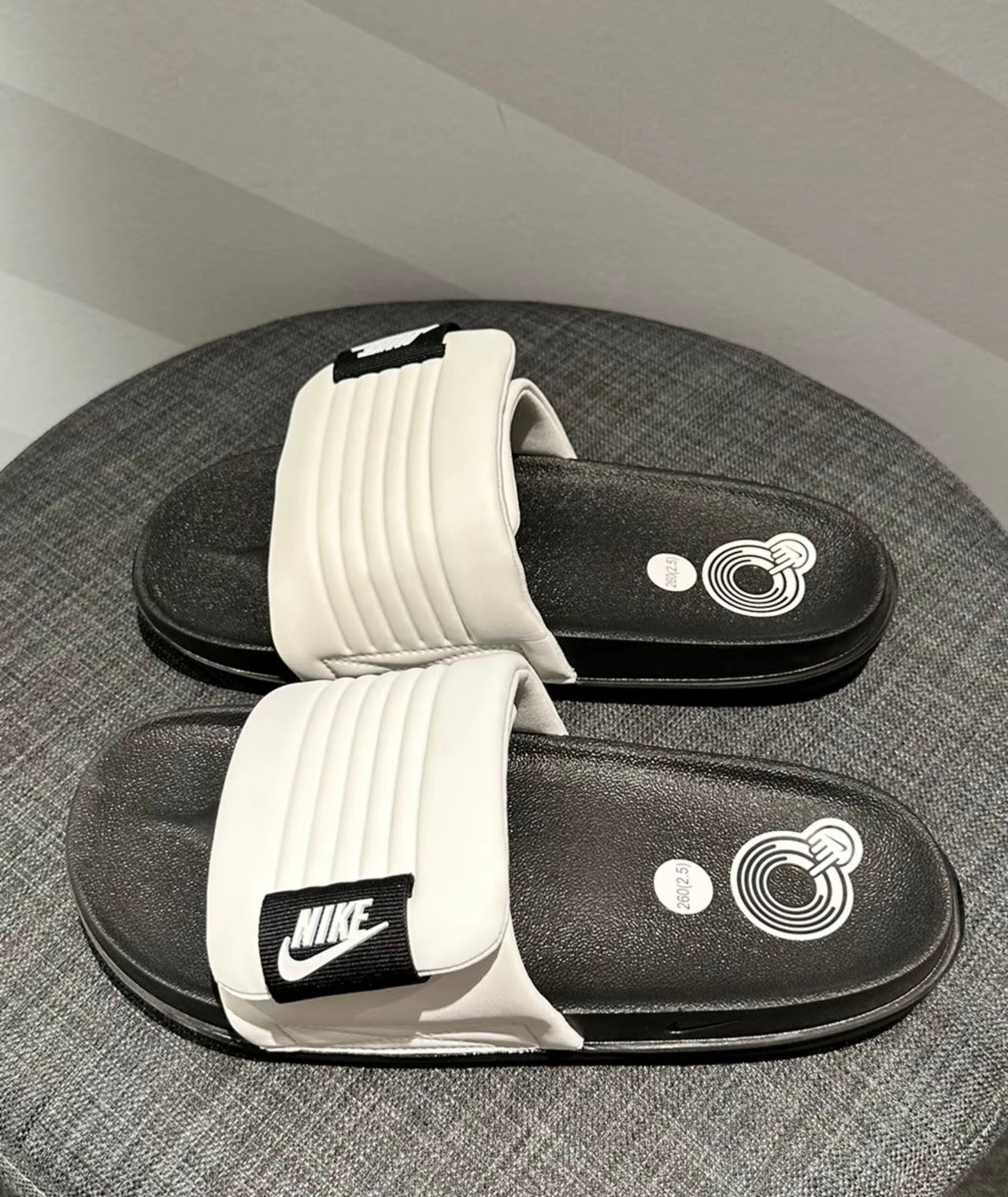 Nike Offcourt 黑白 (DQ9624-100)