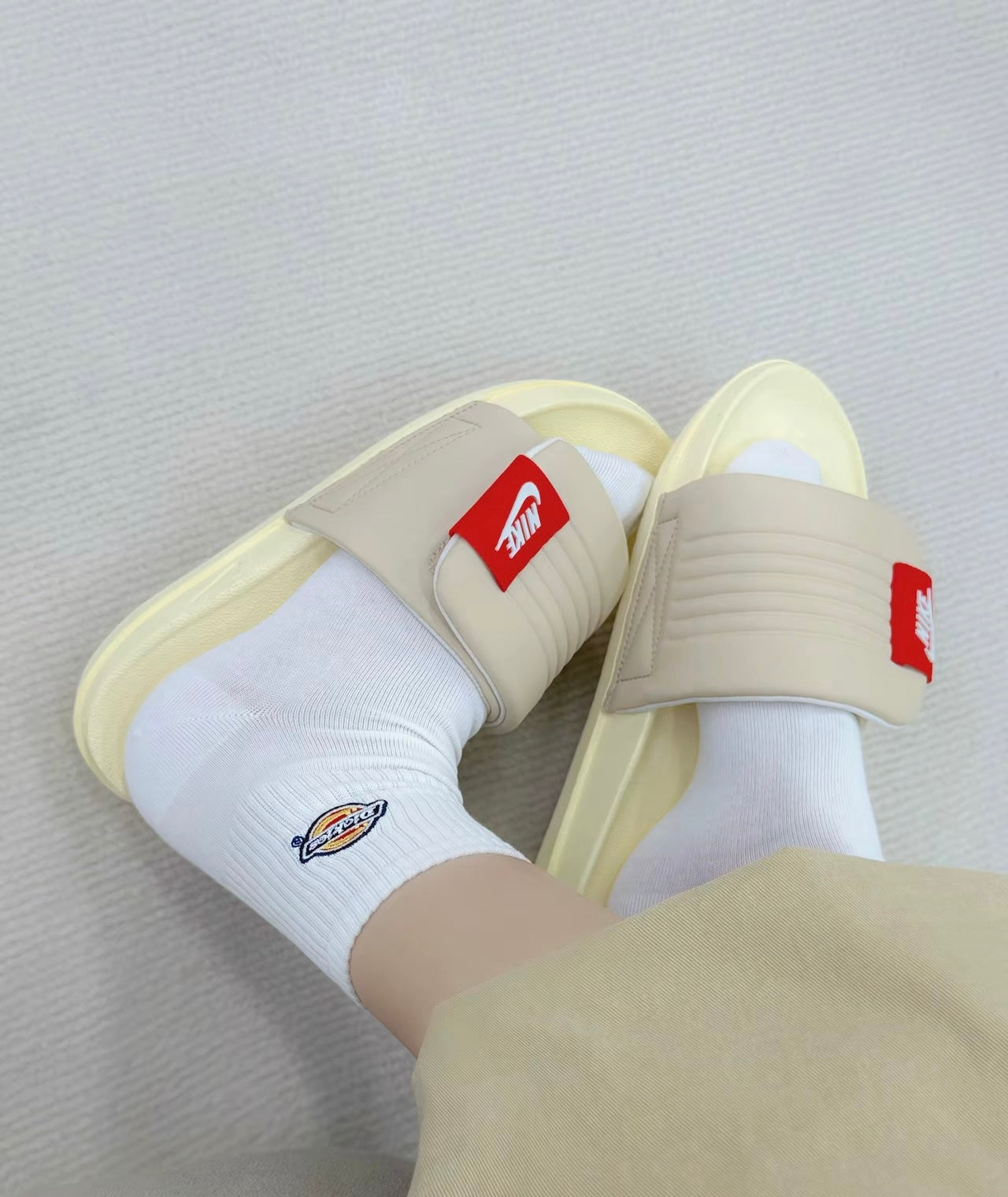 Nike Offcourt Adjust Slide 米紅 (DV1033-100)