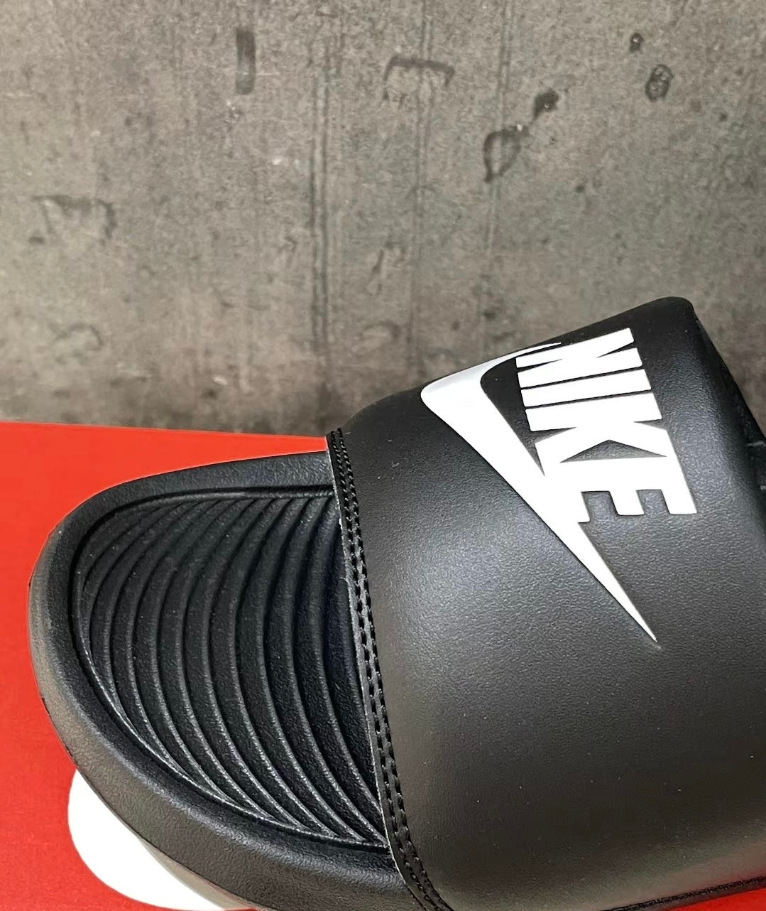 Nike Victori One 黑白 (CN9675-002)