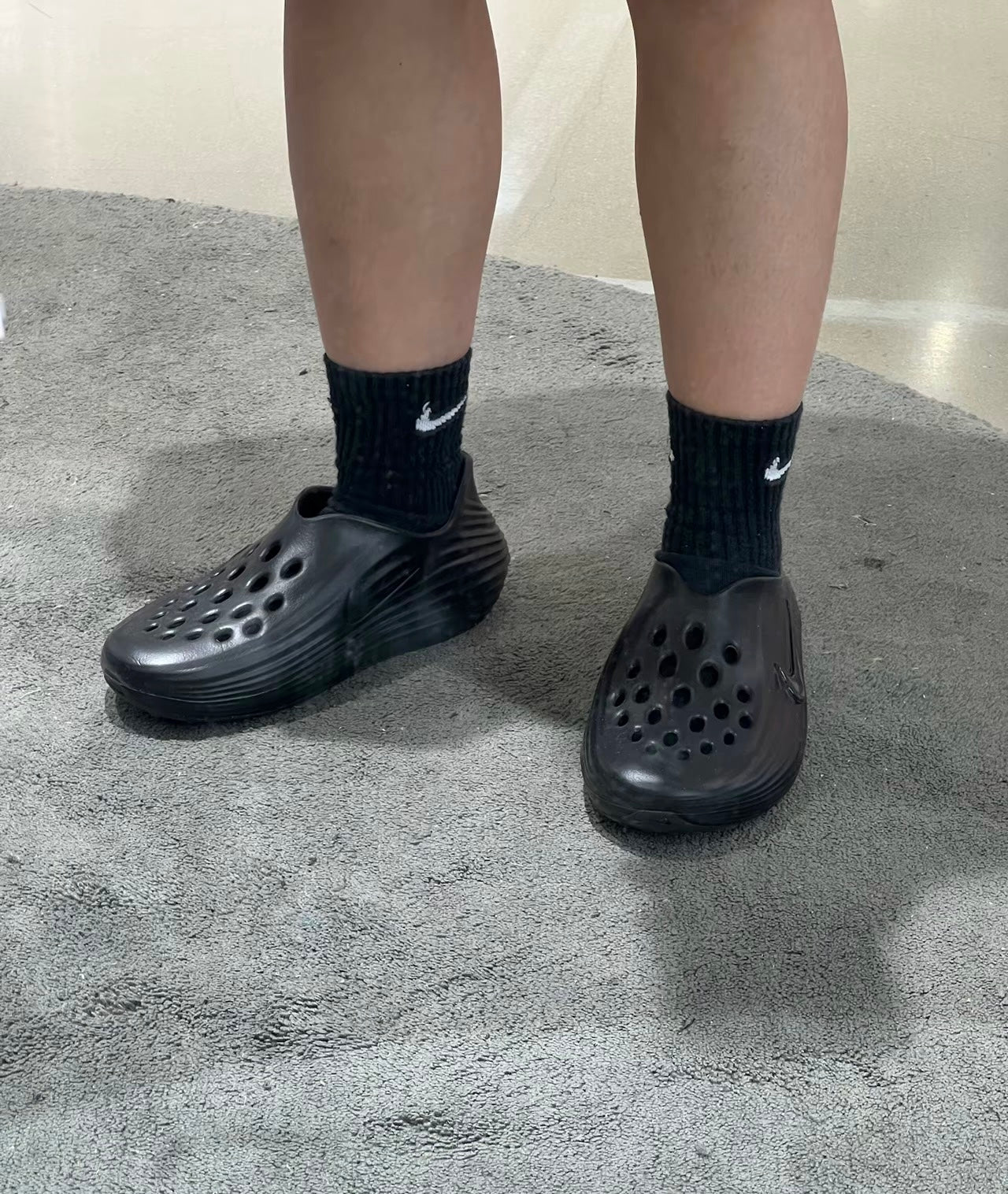 Nike ReactX Rejuven8 黑色 (HV5060-001)