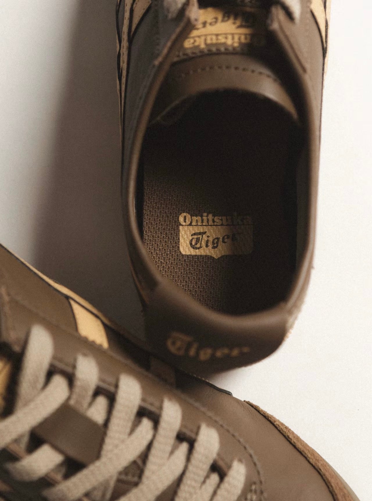 Onitsuka Tiger Mexico 66 深棕色 (1183C102-203)