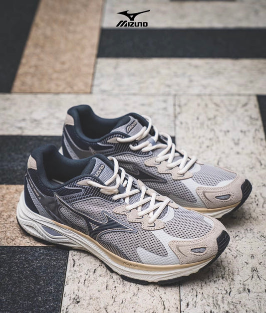 Mizuno Racer S 灰色 (D1GH223506)