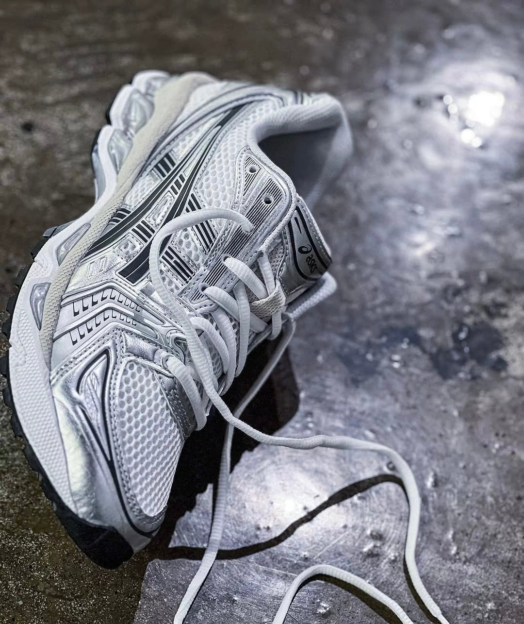 Asics Gel-Kayano 14 銀白 (1203A537-110)