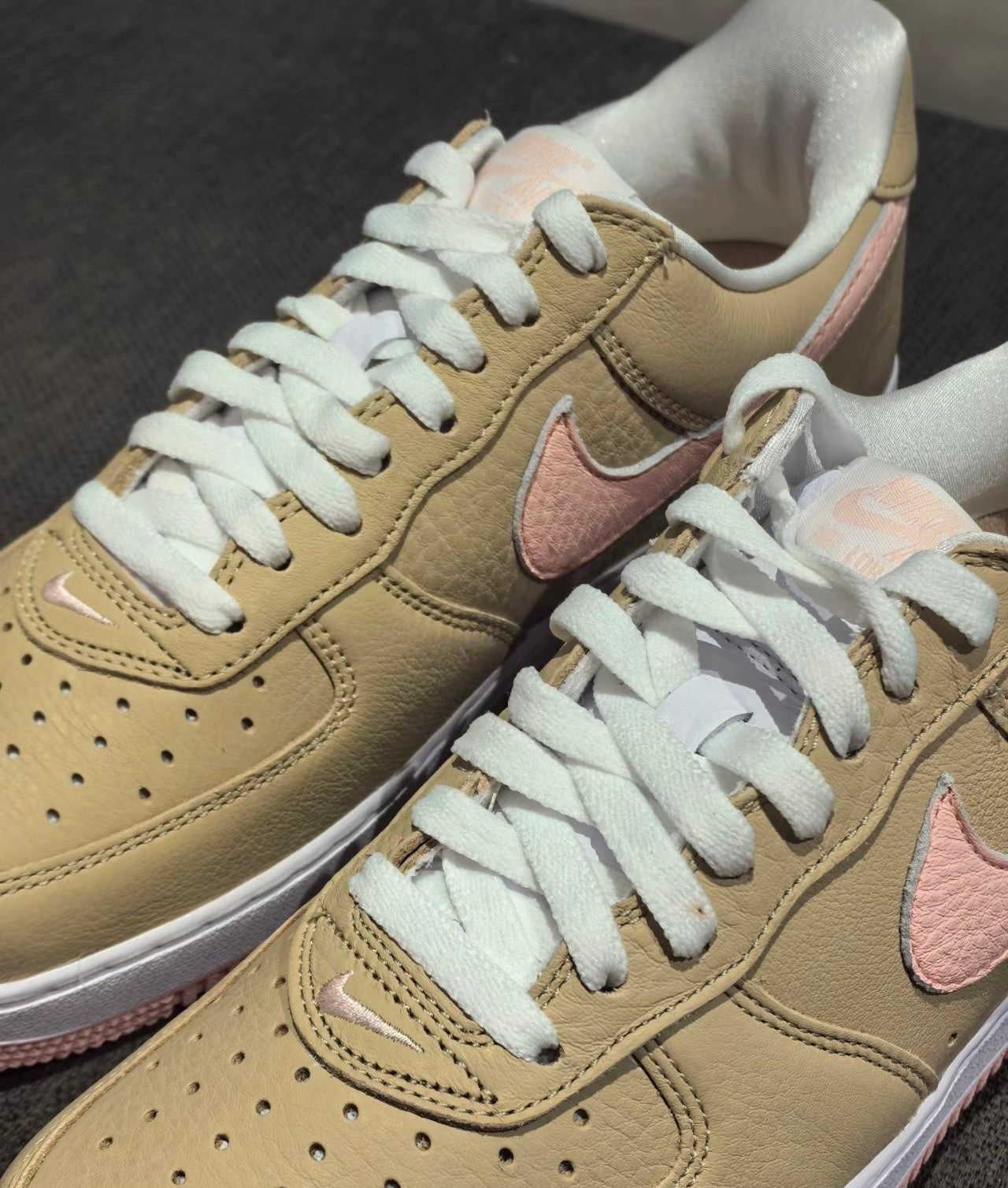 Nike Air Force Linen Kith Exclusive (845053-201)