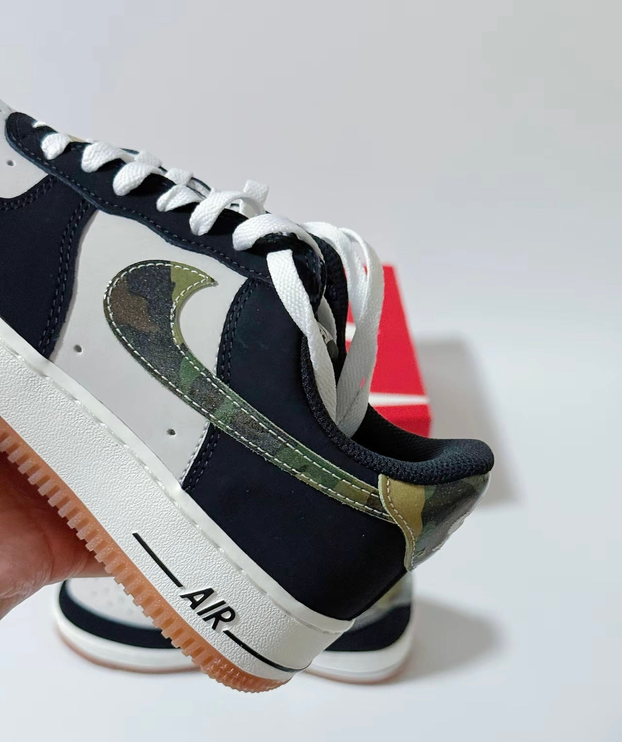 Nike Air Force 米黑 (HQ1967-100)