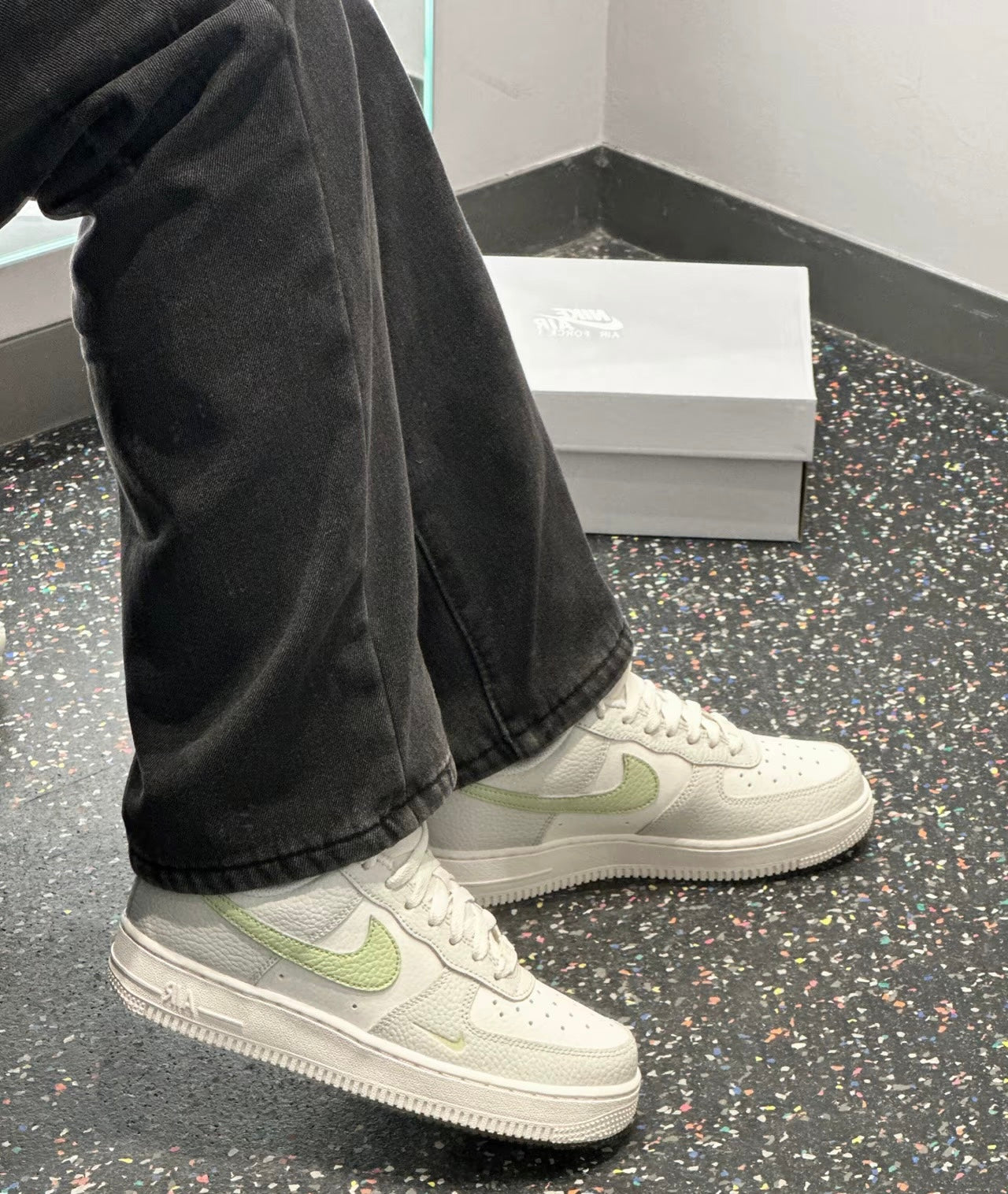 Nike Air Force Concrete Boys 灰綠 (IB3881-001)