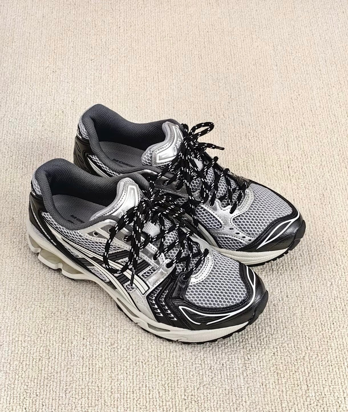 Asics Gel-Kayano 14 ”Black & Glacier Grey“ 韓國限定 (1201A935-001)