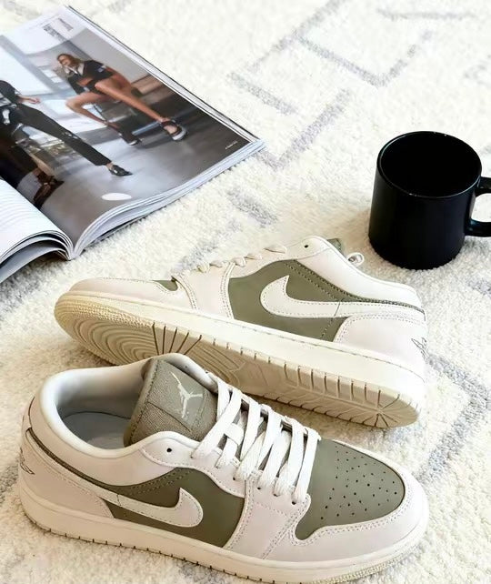 Air Jordan Low Medium Olive (HV4089-201)