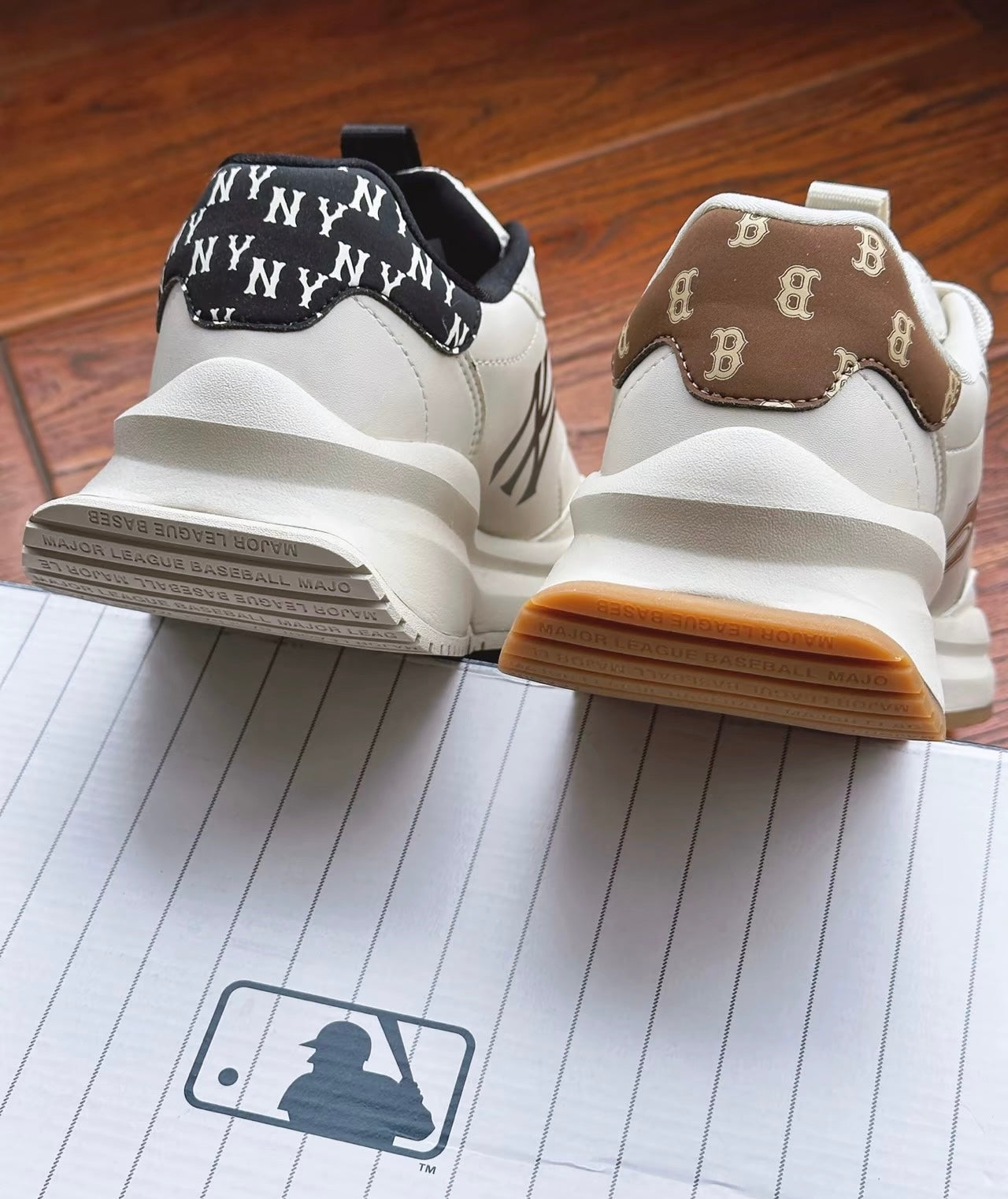 MLB Chunky Runner 黑白 (3ASHCRM3N-50BKS)
