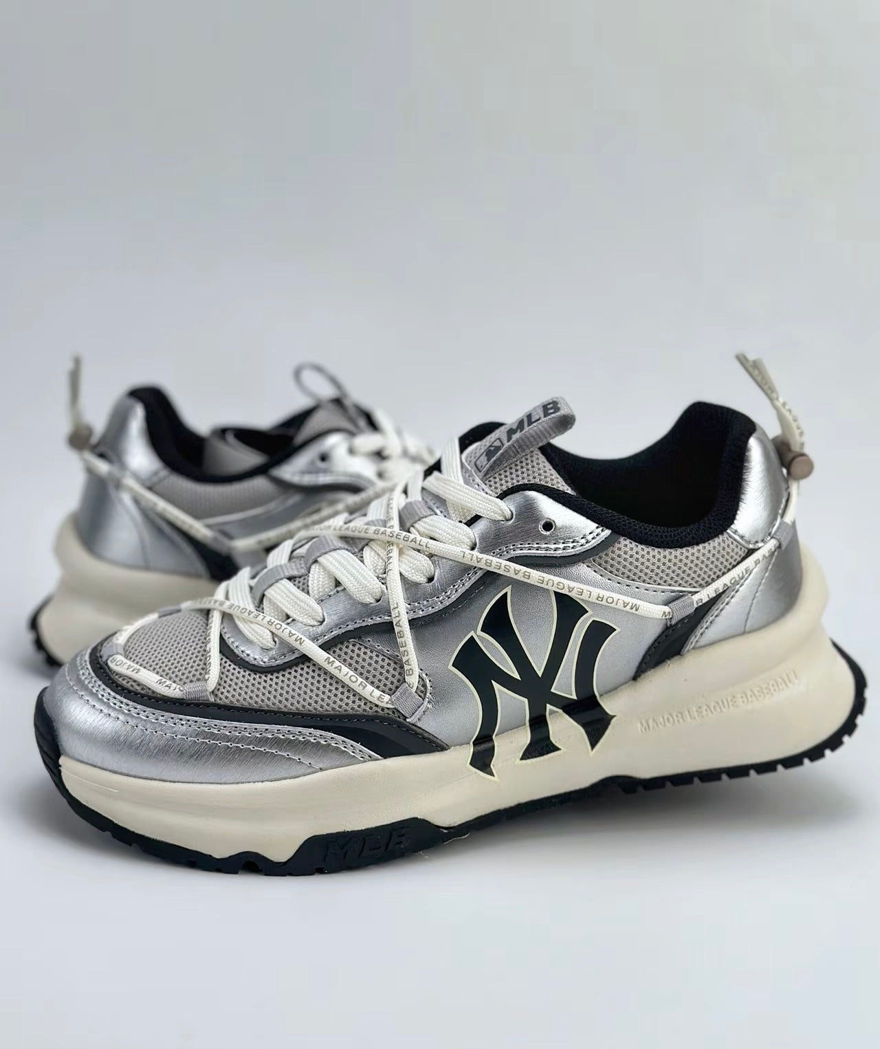 MLB Chunky Runner 銀色 (3ARNCRL4N-50SIS)