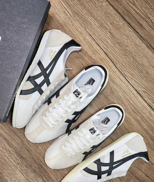 Onitsuka Tiger Runspark 黑白 (1183B480-105)