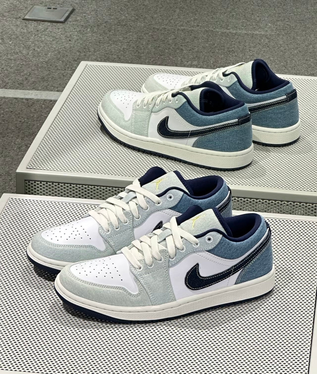 (萬聖節優惠) Air Jordan Low 牛仔藍 (IH0648-141)