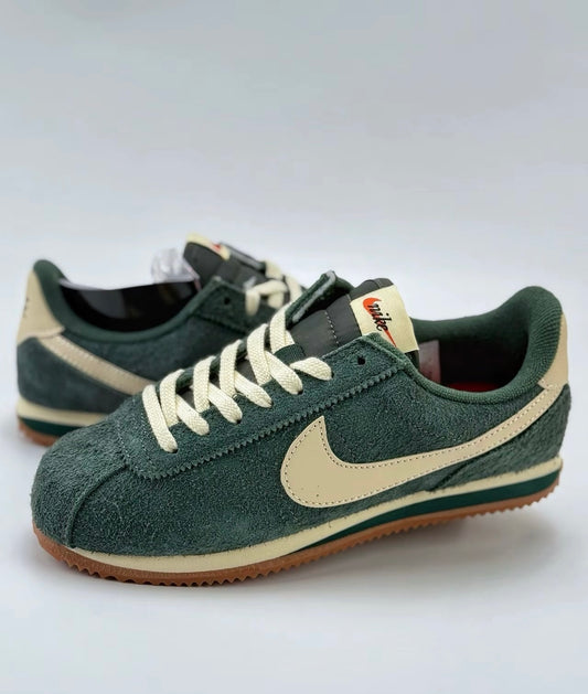 Nike Cortez vintage Suede 墨綠色(FJ2530-301)