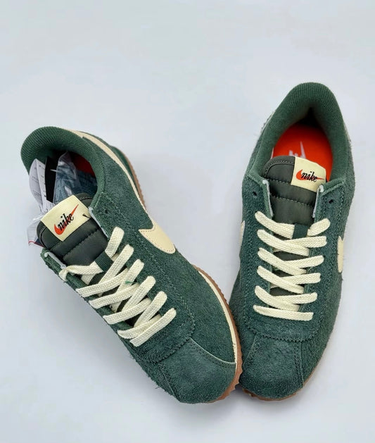 Nike Cortez vintage Suede 墨綠色(FJ2530-301)
