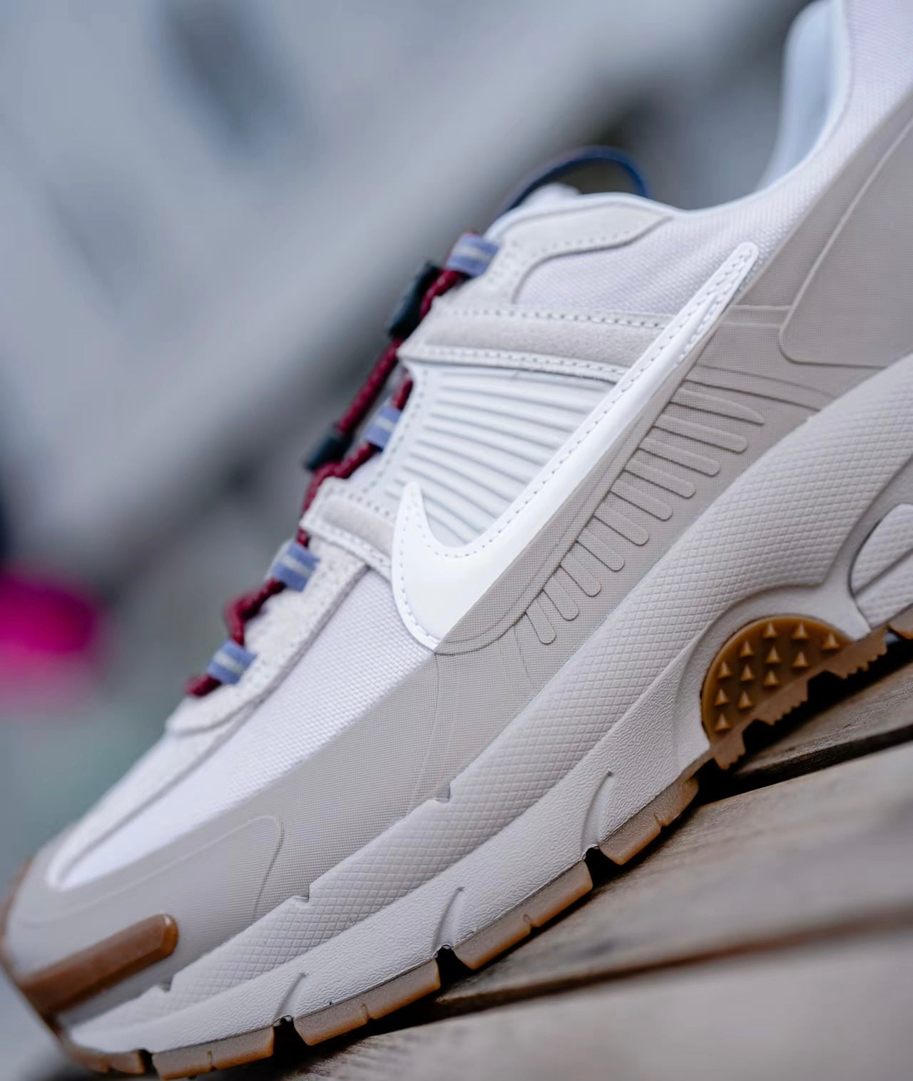 (秋季優惠) Nike Zoom Vomero Roam 米白 (HV4294-009)