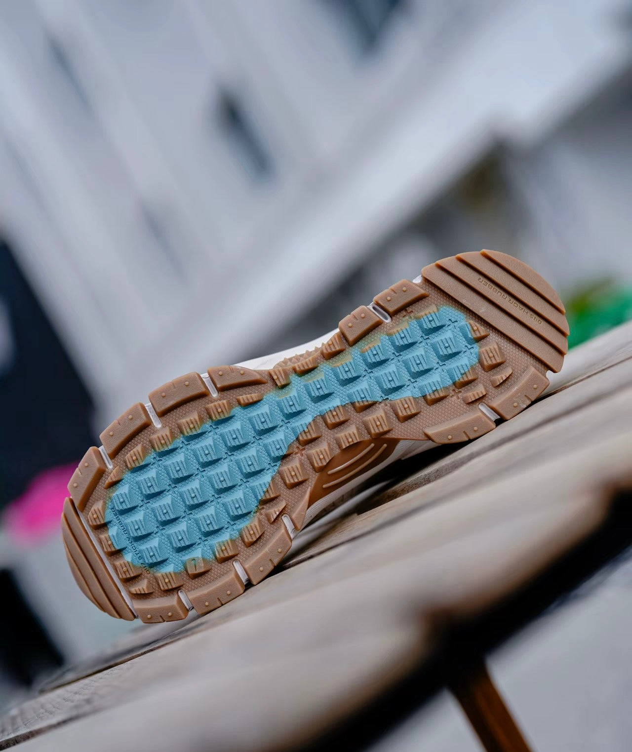 (秋季優惠) Nike Zoom Vomero Roam 米白 (HV4294-009)