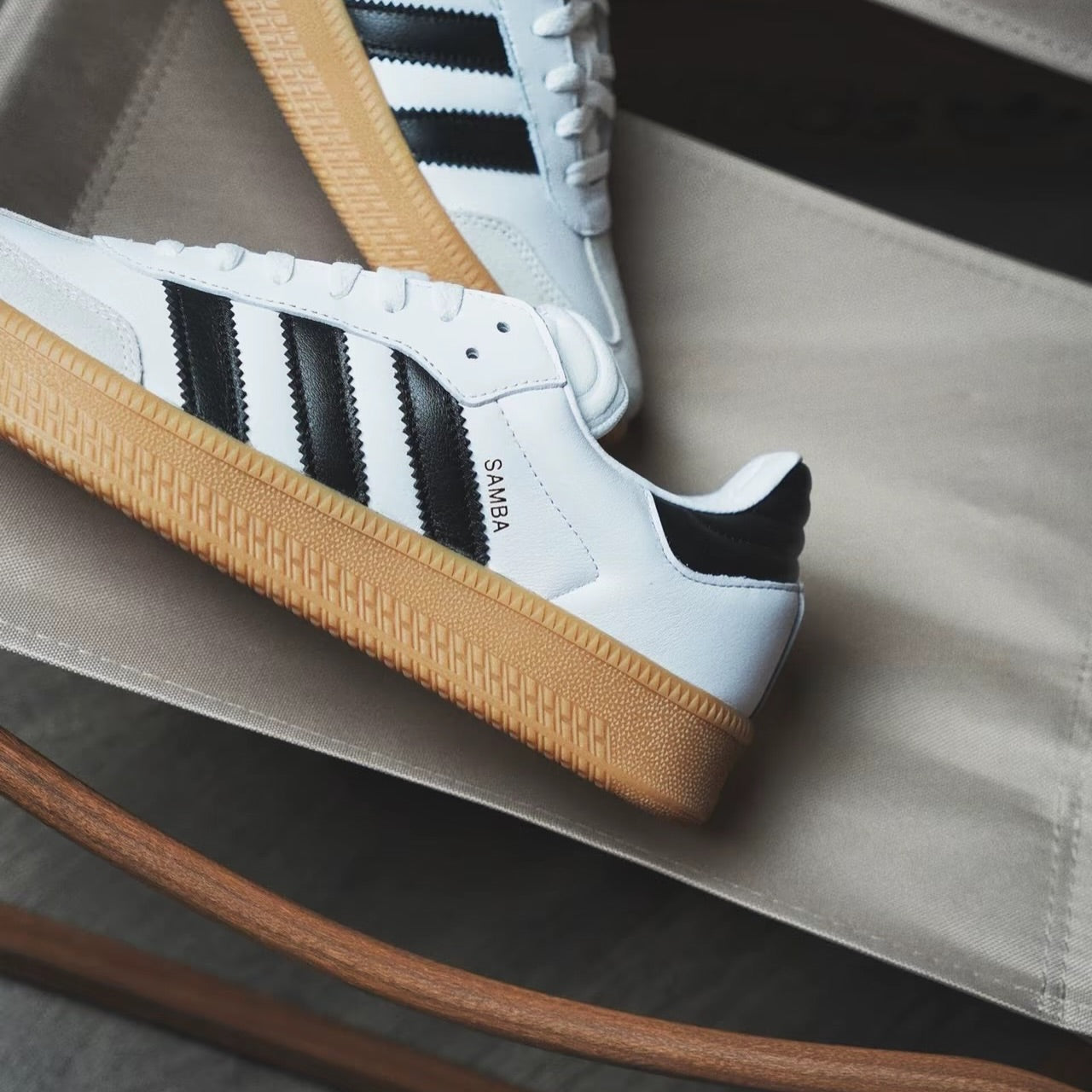 Adidas Originals Samba XLG 黑白 (IE1377)