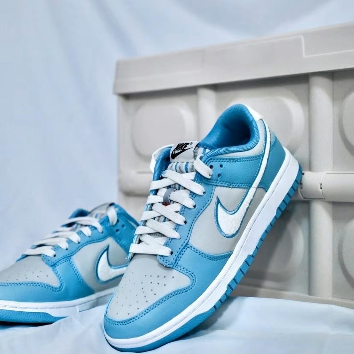 Nike Dunk Low - Fleece Swoosh Worn Blue (FB1871-011)