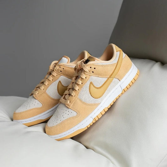 Nike Dunk Low Gold Suede (DV7411-200)