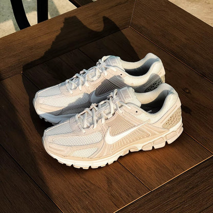 Nike Zoom Vomero 5 ”Light Orewood Brown“ (HF1553-100)
