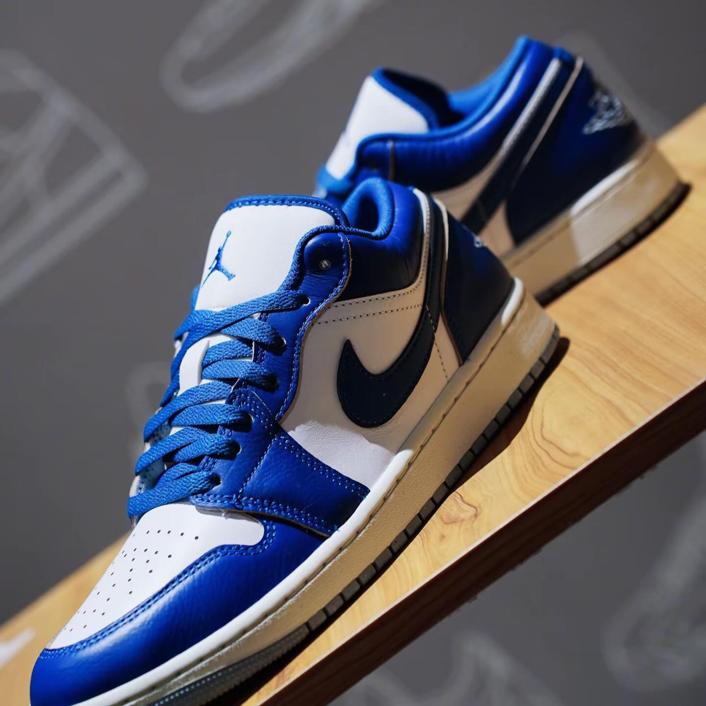 Nike Air Jordan 1 Low - Industrial Blue (FN5214-141)