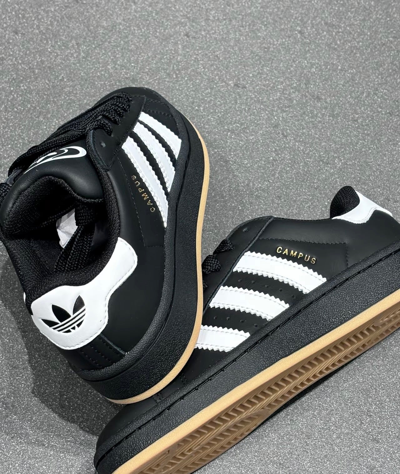 Adidas Originals Campus 00s 黑色 (JP9997)