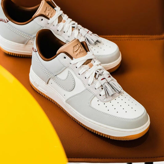 Nike Air Force 米卡其 (HF5697-001)