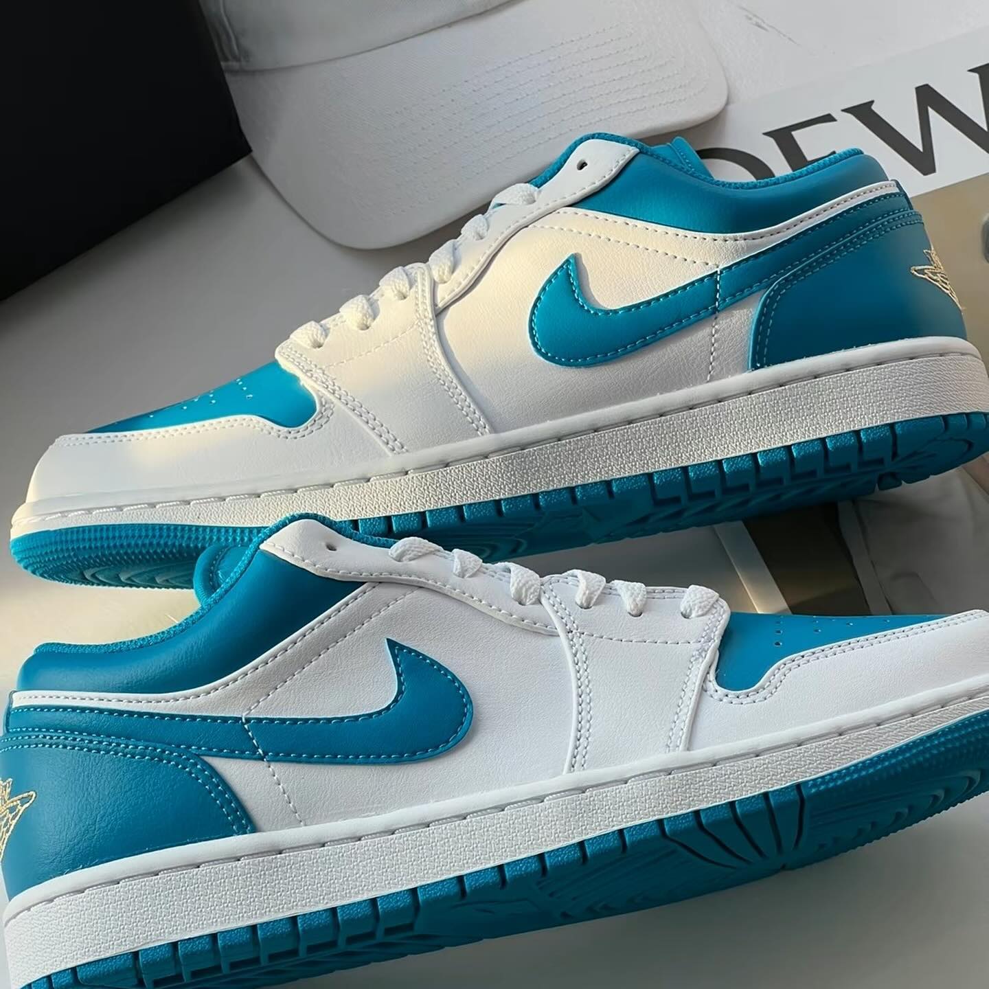 Nike Air Jordan 1 Low Aquatone (553558-174)