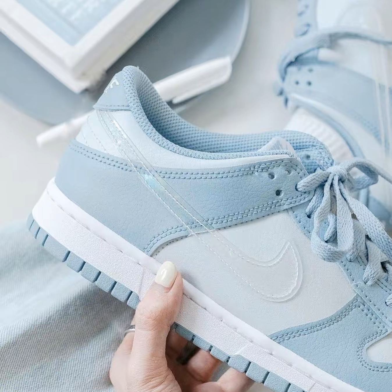 Nike Dunk Low Clear Blue Swooth (DH9765-401)