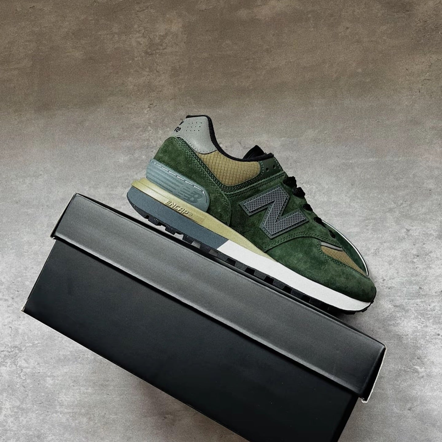 Stone Island x New Balance 574 Legacy “Dark Green”🌳 (U574LGIL)