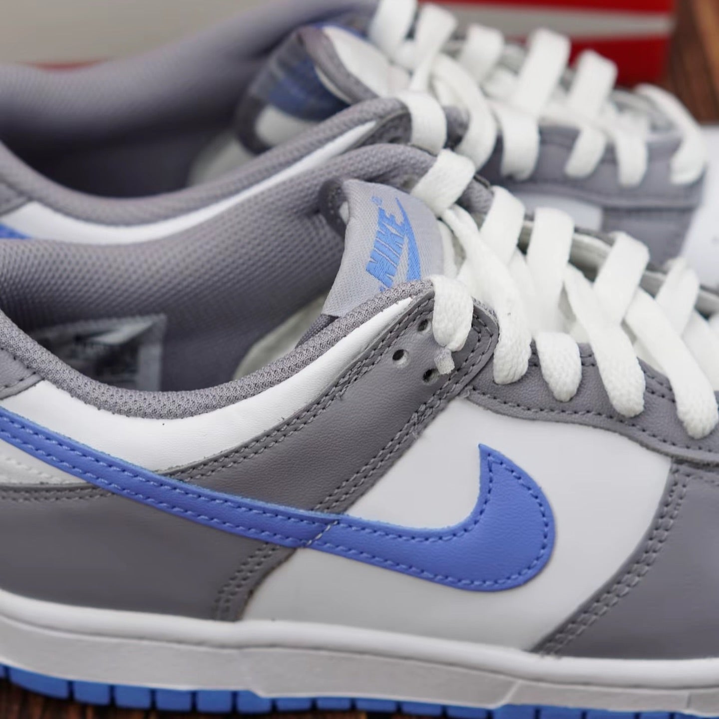 NIKE DUNK LOW CEMENT ROYAL PULSE (FB9109-121)