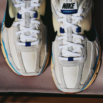 Nike Zoom Vomero 5 Designed by Japan (W)🇯🇵 (HF4524-111)