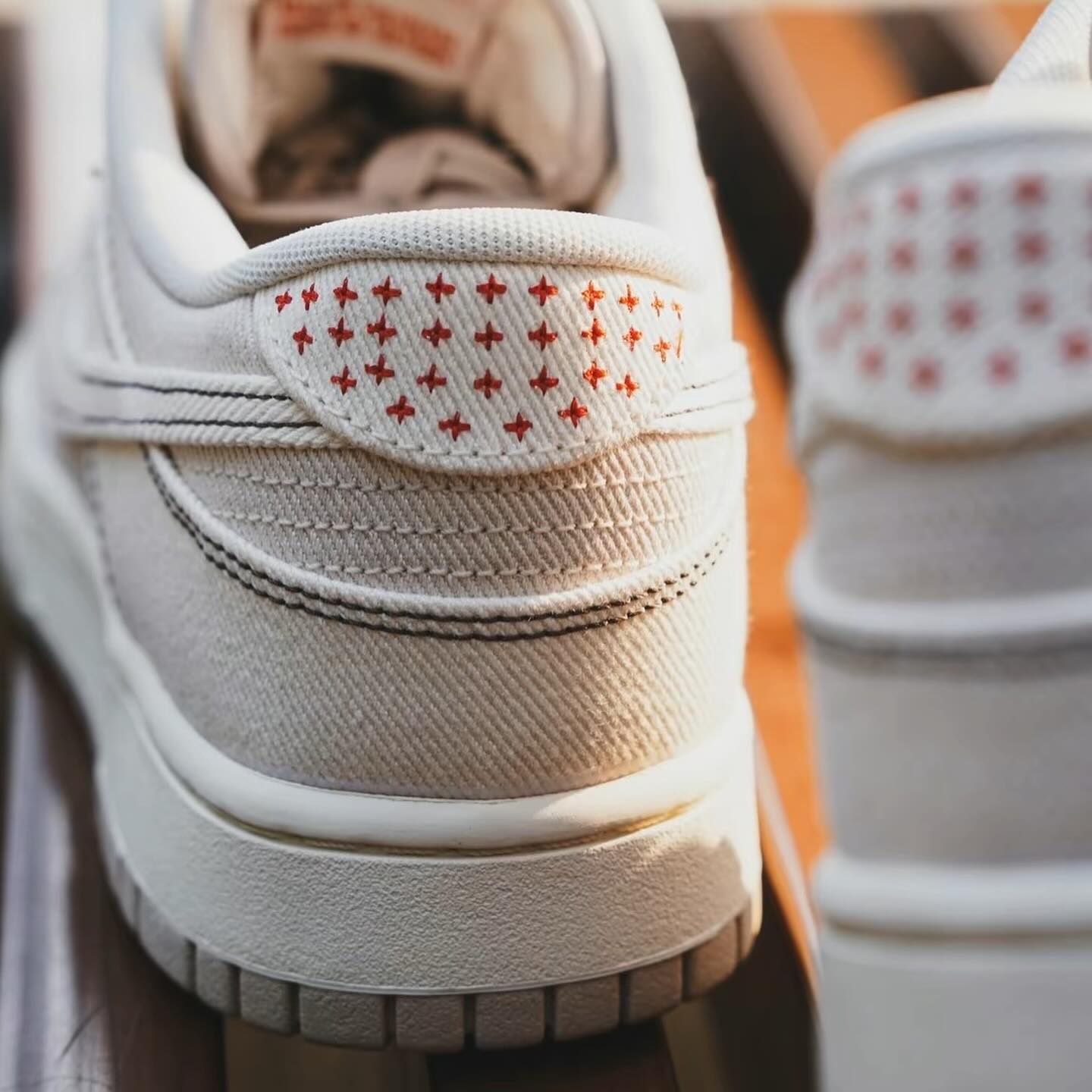 Nike Dunk Low Light Orewood Brown (DV0834-100)