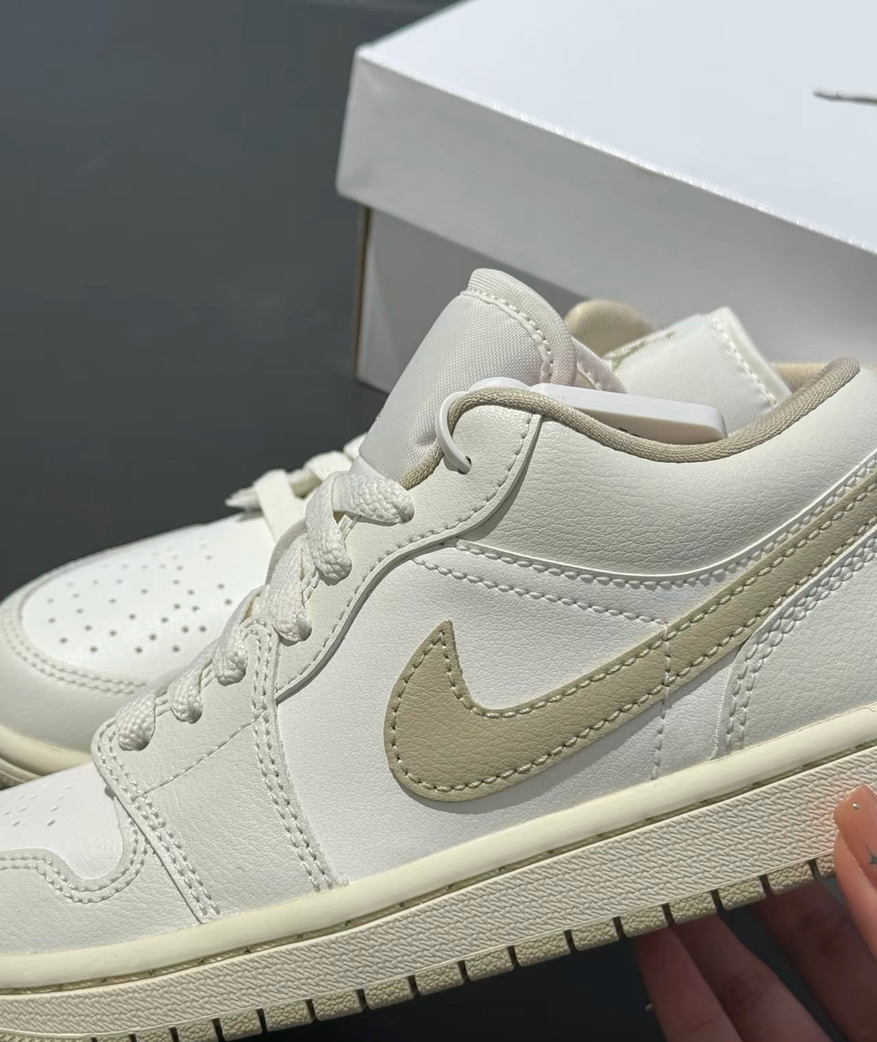 Nike Air Jordan Low 奶茶 (DC0774-112)
