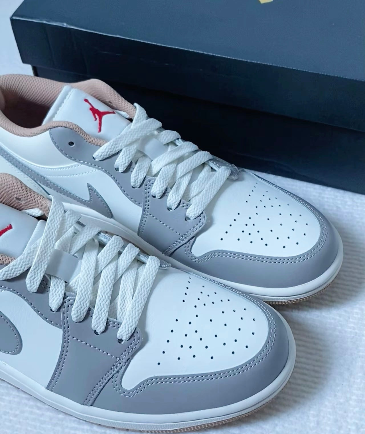 Nike Air Jordan 1 Low 白米灰 (553558-169)